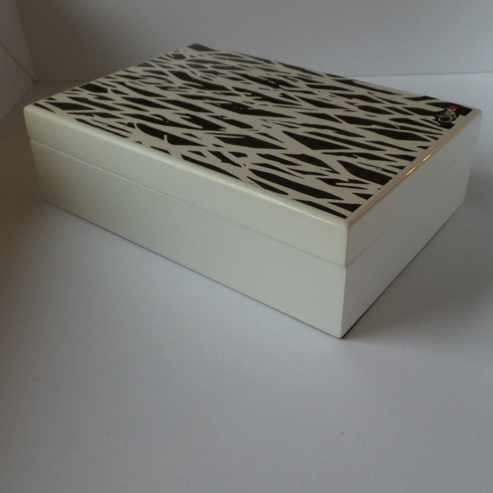 Diane Von Furstenberg Jewelry Box - Picture 6 of 13